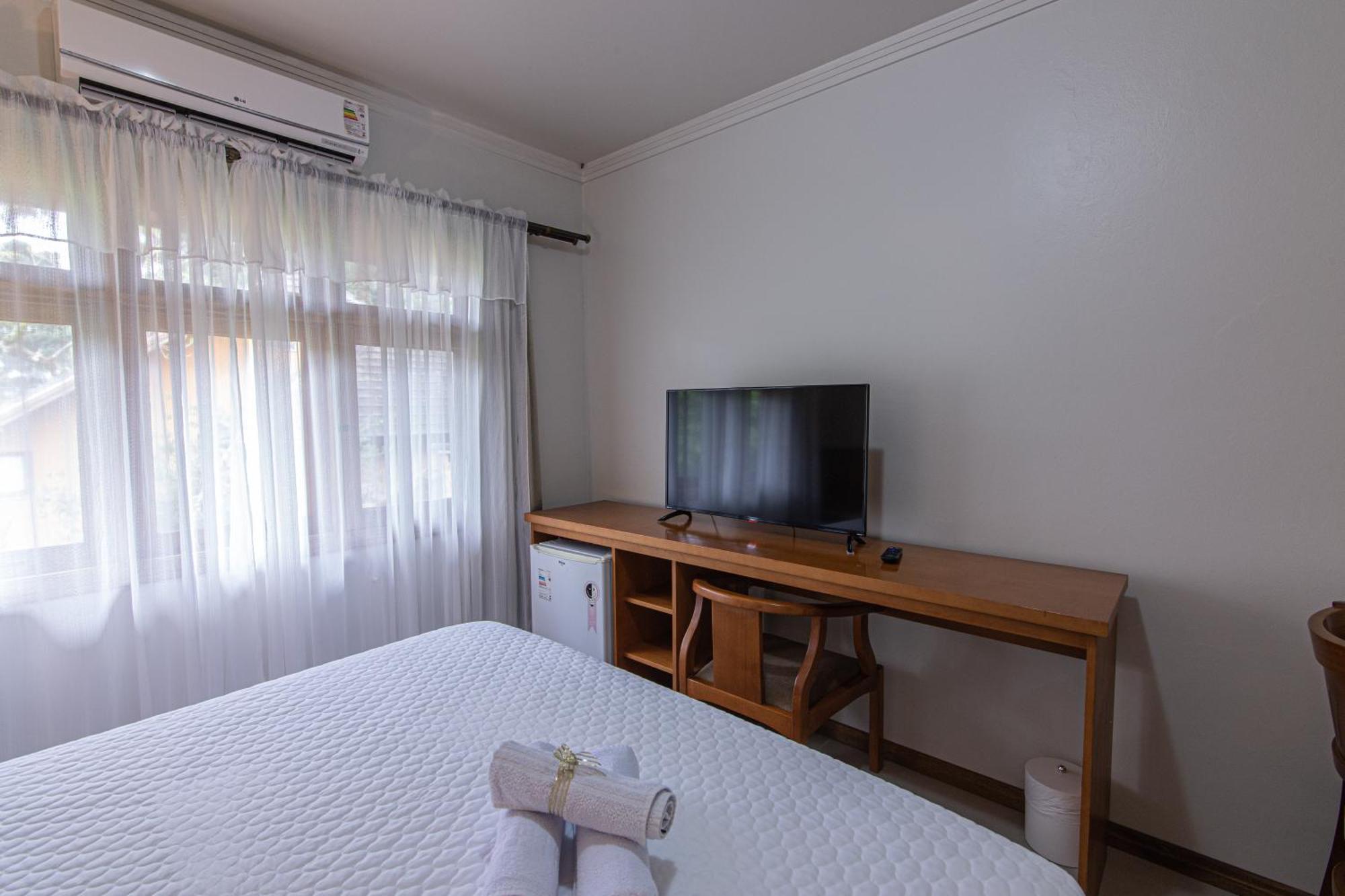 Pousada Villa Verde カネラ エクステリア 写真
